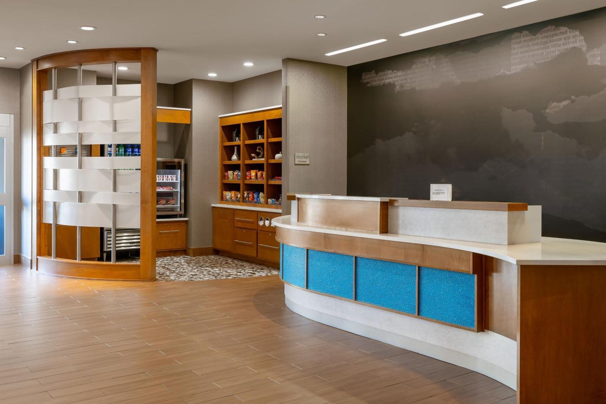 Springhill Suites By Marriott Wisconsin Dells Lake Delton Экстерьер фото
